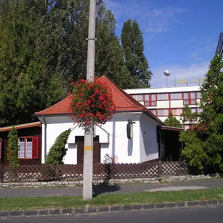 Rev Szallo Balaton Szántód