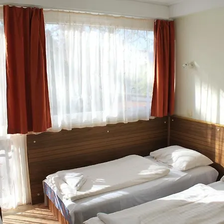 Rev Szallo Balaton Отель *