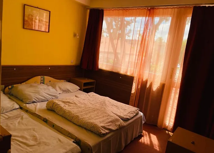 Rev Szallo Balaton * Szántód